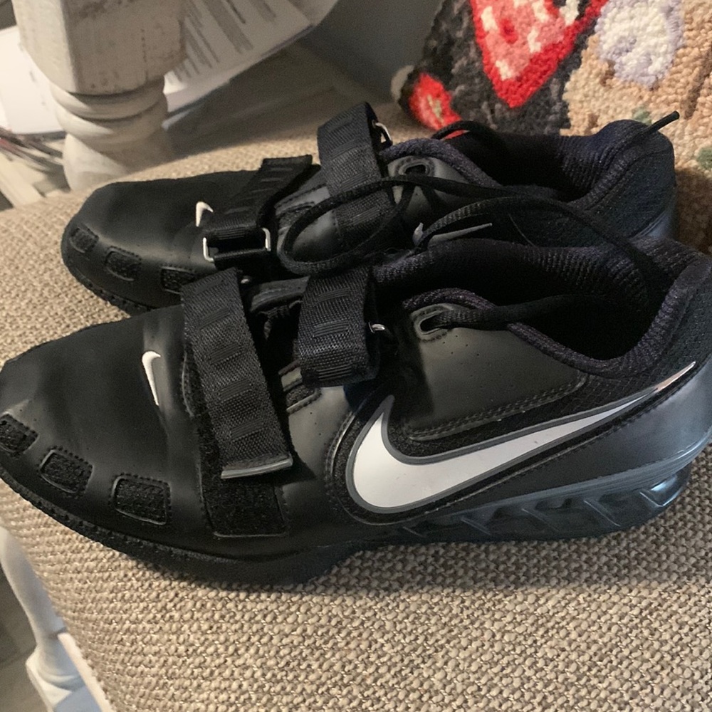 💥💥New Men’s Nike lifters💥💥